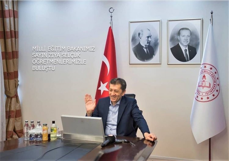 Milli Eğitim Bakanımız Sayın Ziya SELÇUK, canlı yayın konuğu oldu